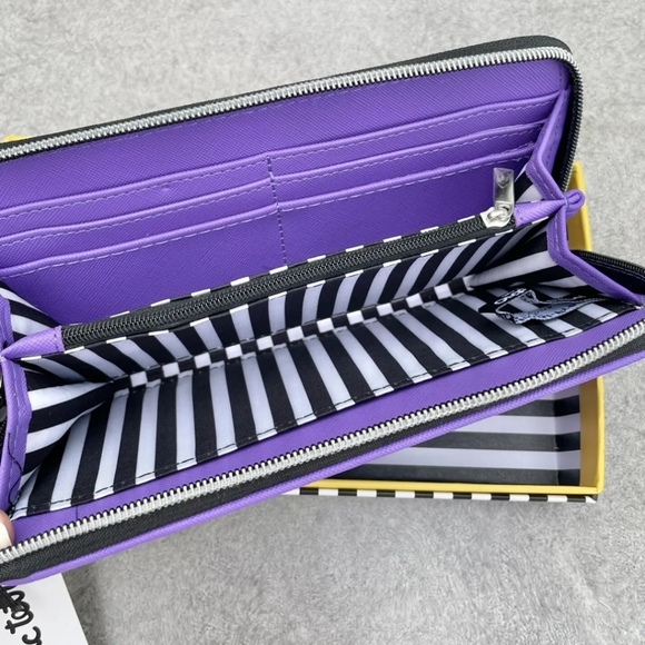 Marc Tetro Bichon zip around wallet BNIB - Picture 2 of 4